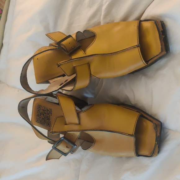 John Fluevog Shoes - John Fluevog Response Clogs - Size 9
